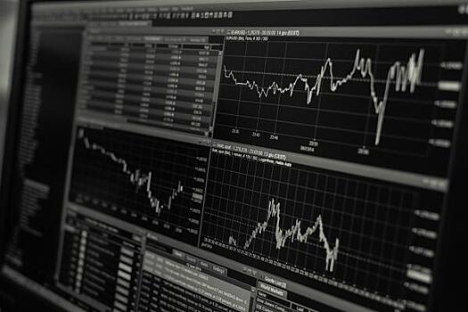 «Сургутнефтегаз» за год подорожал на триллион рублей