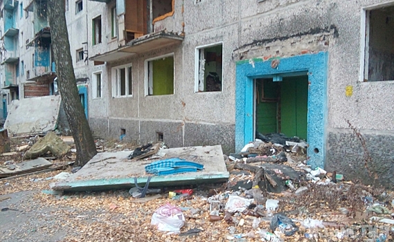 Дом на улице Конорева в Курске не могут снести из-за разведённых супругов