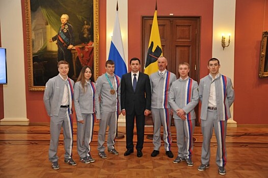 Дмитрий Миронов вручил региональные награды участникам XXIII зимних Олимпийских игр