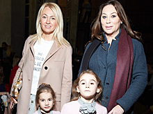 Яна Рудковская, Алла Вербер, Валерия, Наталья Османн и Влад Топалов на показе Viva Vox