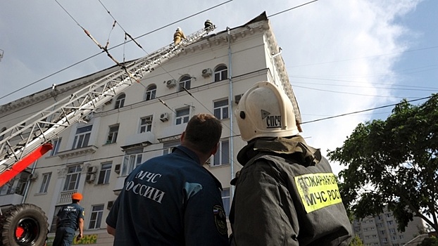 В Краснодаре семь человек разместили в гостинице после пожара в пятиэтажке