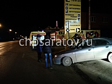 В Саратове нетрезвый водитель протаранил два рекламных щита