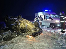 Легковой автомобиль опрокинулся на трассе М‑7 в Володарском округе