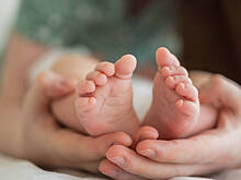 Психологи назвали признаки, по которым можно опознать аутизм у младенца