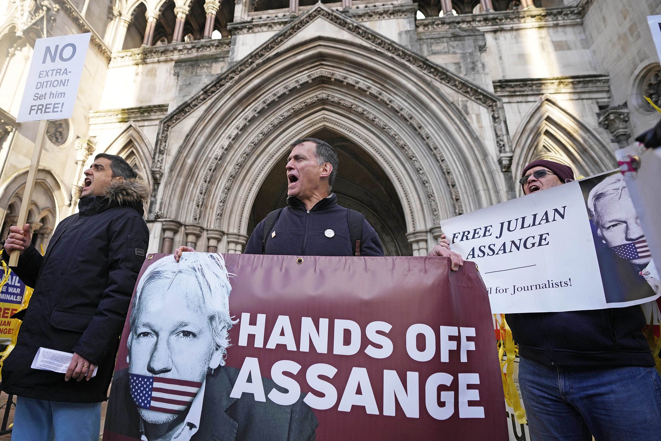 США готовят сделку по экстрадиции Джулиана Ассанжа в Австралию