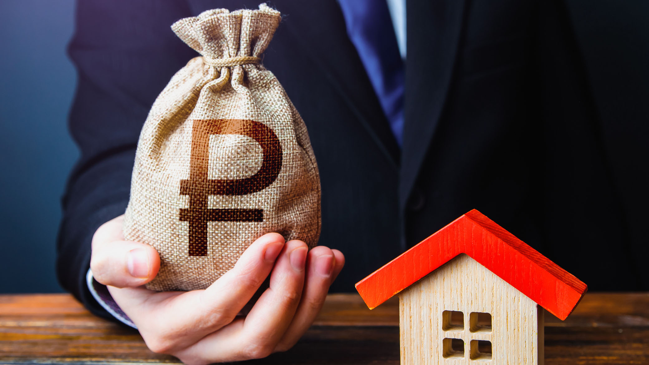 Кредит под залог недвижимости: как купить квартиру, если не хватает первоначального взноса