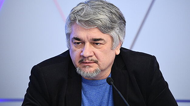 Ищенко объяснил, почему в России отказываются от идеи военного вторжения на Украину