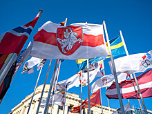 Посольство Латвии не считает замену флага России в Риге недружественным жестом