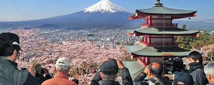 В Японии приостановили программу поддержки внутреннего туризма