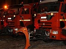 Снег на улицах Рязани ночью убирала новая спецтехника