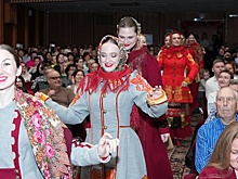 Щедровки от души: Тысячи зрителей встретили Рождество с Кубанским казачьим хором