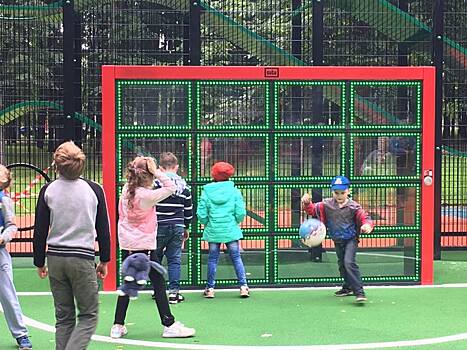 В Бабушкинском парке появились интерактивные футбольные ворота