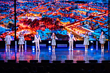 В Ханты-Мансийске в КДЦ «Октябрь» прошёл концерт, посвящённый 10-летию воссоединения Крыма с Россией