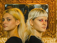 Сестры-близнецы, которых отец незаконно продал в разные семьи 19 лет назад, нашли друг друга через Тикток