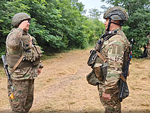 Военнослужащим мотострелковых и танковых подразделений Восточного военного округа вручены государственные награды в зоне СВО