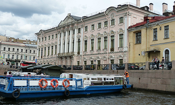 МИД РФ решил смягчить правила пребывания иностранных туристов в России