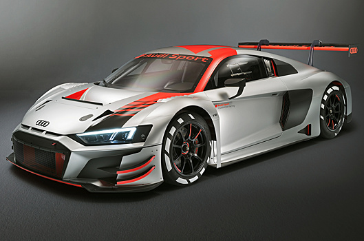 Показана Audi R8 за 30 миллионов рублей, на которой нельзя ездить по дорогам