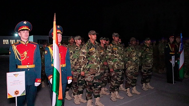 Представители Армении, Узбекистана и Индии прибыли на АрМИ-2022 в Новосибирск