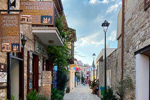 Economist: россияне переезжают из греческой в турецкую часть Кипра из-за санкций