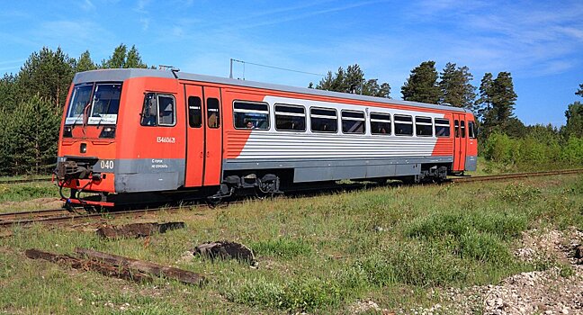 В Сети вспомнили редкий автобус, который эксплуатировался на ж/д путях