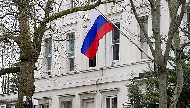 Посольство РФ ожидает выводы полиции по отравлению в ресторане в Солсбери