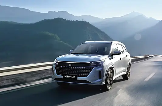 Кроссовер Evolute i-Space стал дороже