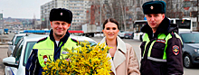 В Белгородская область присоединилась к акции «Цветы для автоледи»