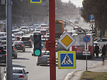 Светофоры на оживленном кемеровском перекрестке потухнут дважды за день