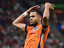 Нидерланды — Турция: Мюльдюр отправил мяч в свои ворота на 76-й минуте