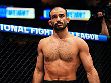Россиянин Корешков досрочно проиграл Джексону в четвертьфинале PFL World Tournament