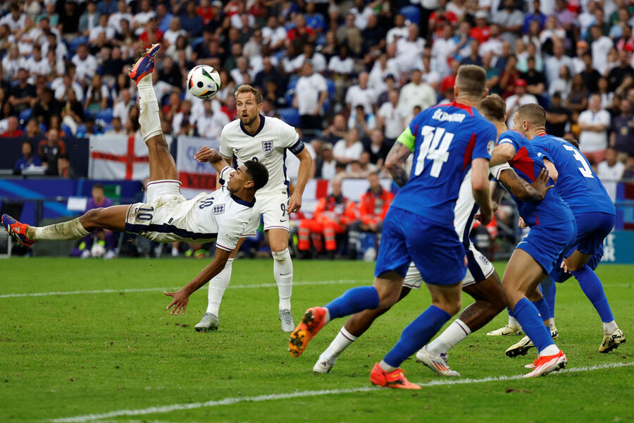 Би-би-си расшифровал реплику Беллингема после гола в ворота Словакии на Евро