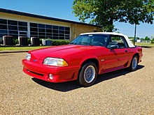 30-летний кабриолет Ford Mustang продали по цене нового спорткара