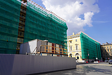 Фасады зданий-памятников на площади Островского отреставрируют в этом году