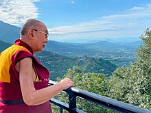 Далай-лама заявил, что никогда не встречался с Эпштейном