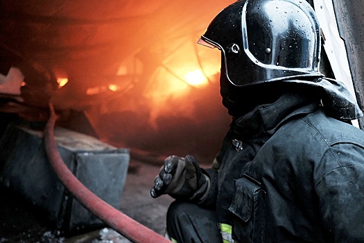 Дроны ВСУ атаковали Шатурскую ГРЭС в Подмосковье, пожар на объекте сняли на фото