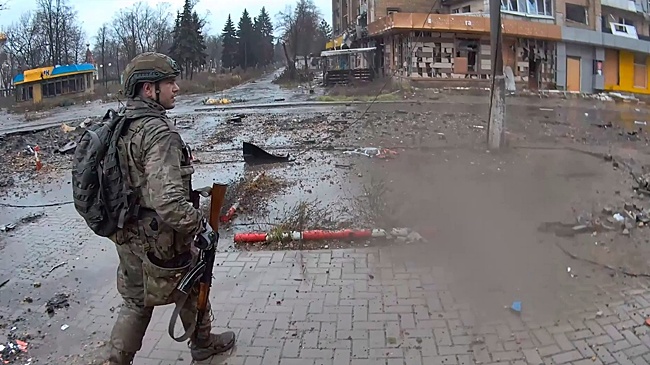 МО РФ показало кадры из освобожденных микрорайонов Красноармейска