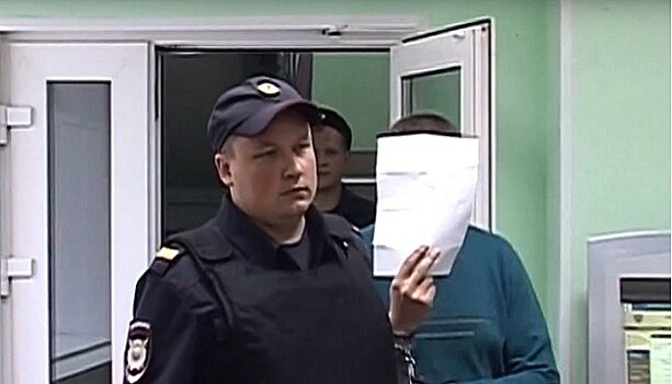 Суд в Медвежьегорске приступил к рассмотрению дела Колтырина, обвиняемого в педофилии