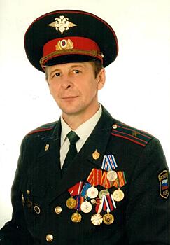 Вся служба в милиции, а это 28 лет – прошла у Алексея Божокина в одном подразделении