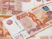 Тысячи должников не выпустят на майские праздники заграницу