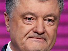 Осиротевший Порошенко перенес похороны