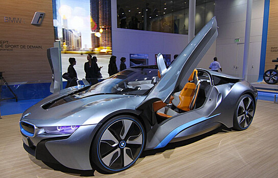 Объявлена дата премьеры родстера BMW i8