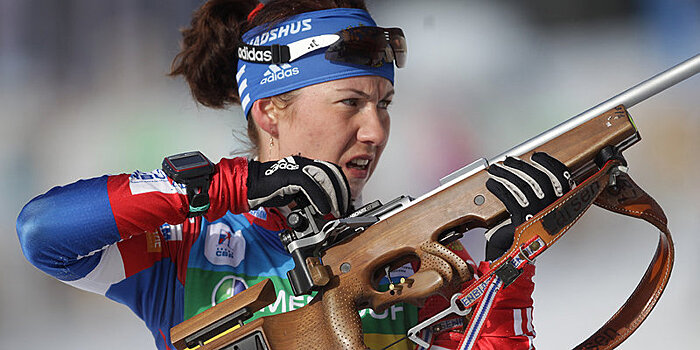 Биатлонистка Кунаева заявила, что продолжает стрелять из сломанной винтовки на Кубке России