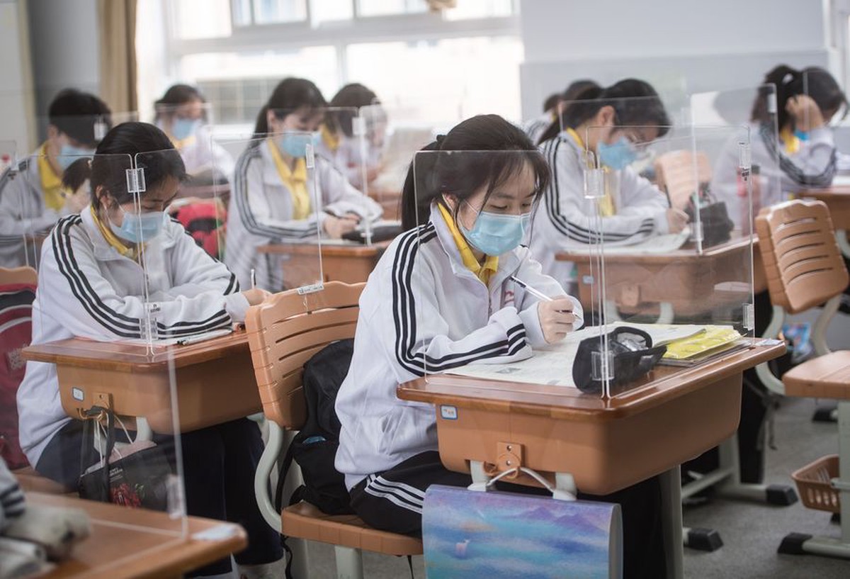 Bloomberg: В Китае миллион человек ежедневно заражается коронавирусом