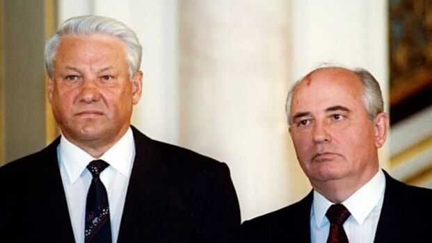 «Роскошнее, чем у французских королей». Что удивило Ельцина в гостях у Горбачева