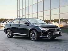 В РФ продают новую Toyota Camry из 2017 года