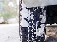 Водителям рассказали о главной опасности использования летних шин зимой