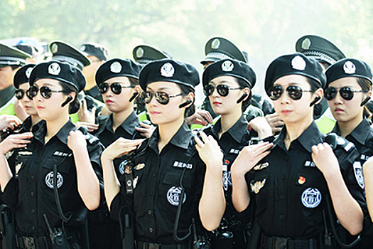 Женский туристический патруль в Китае покорил путешественников
