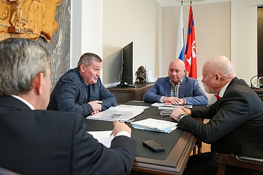 Андрей Бочаров и Николай Шумаков обсудили благоустройство Волгограда