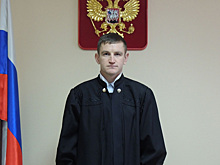 В Салехарде исполняющим обязанности председателя горсуда стал Данил Яковлев