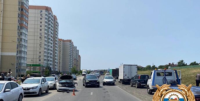 Два человека пострадали в ДТП на Суворовском в Ростове